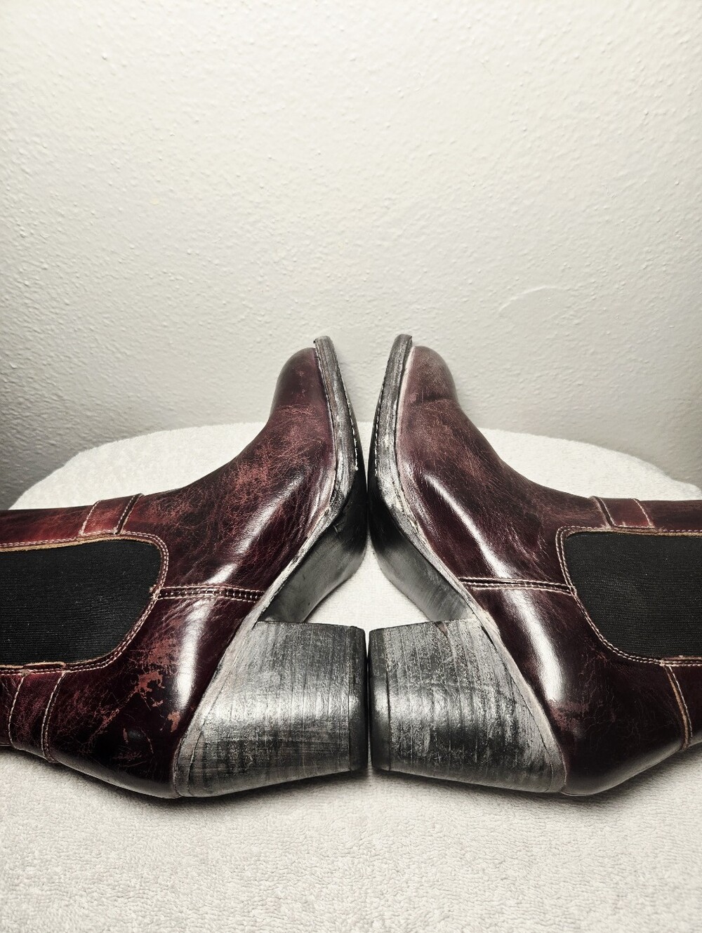 Bed Stu Cobbler Series Womens 6 Distressed 2" Heeled Boots Chelsea Cherry Bootie - Picture 5 of 10